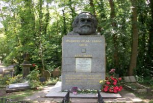 image of Karl Marx's grave at west gate cemetery